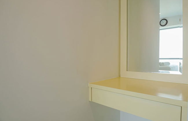 Homey with Private Lift 2BR Apartment at St. Moritz Puri near Mall - Foto 11