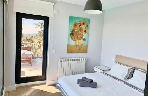 Chalet a estrenar, espectaculares vistas a la montaña - Foto 17