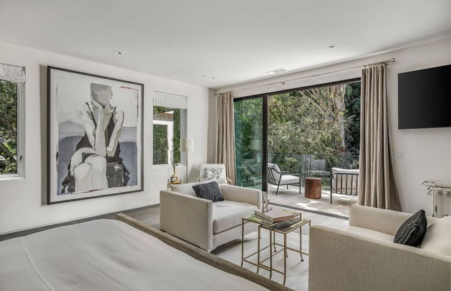 Laurel Canyon - Photo 25