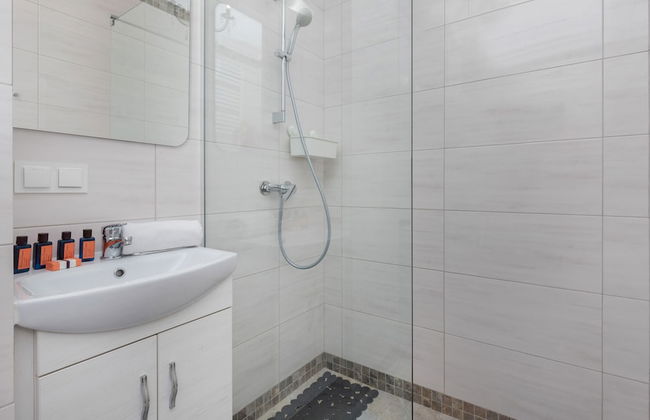 Sunny Seaside Apartment by Renters - Foto 60