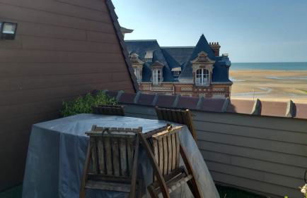 Appartement familial - 2 toits terrasses - vue mer - hyper centre d'Houlgate - Photo 23