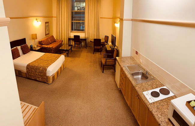 Royal Albert Hotel - Photo 36