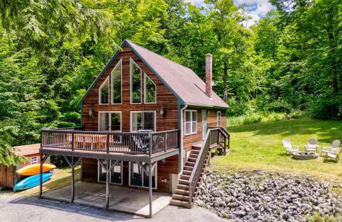 Waterfront Access with Kayaks Private Deck and a Firepit - Photo 1