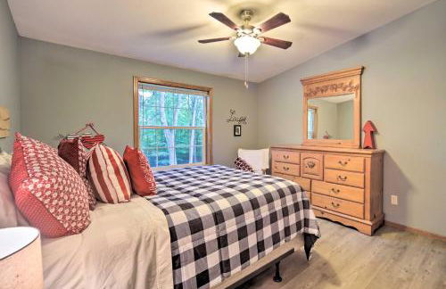 Tranquil Cabin Getaway Near Red Cedar Lake! - Foto 12