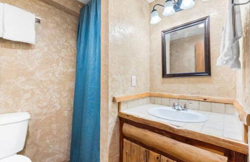 Lake Escape for Two – Jacuzzi & Fire Pit - Foto 5