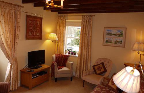 Corner House - Photo 7