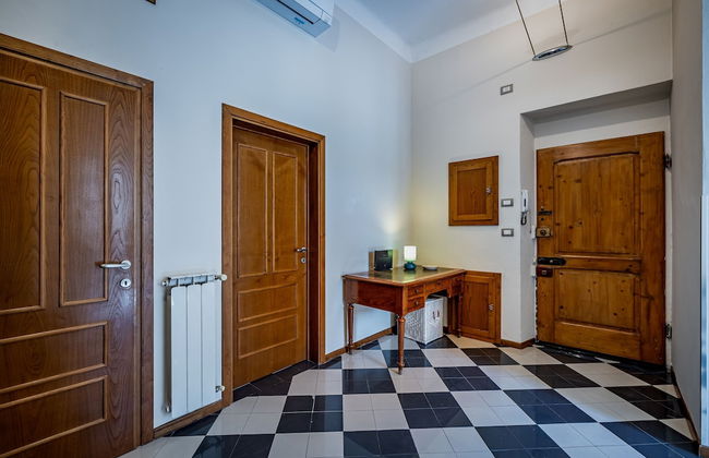 YiD elegant near tramvia - Photo 30