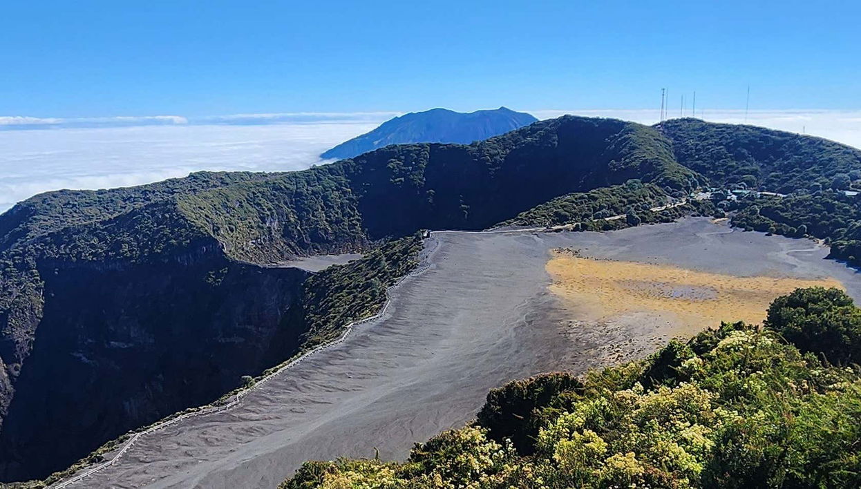 Excursão ao Vulcão Irazú, Valle de Orosi e Jardins Lankester