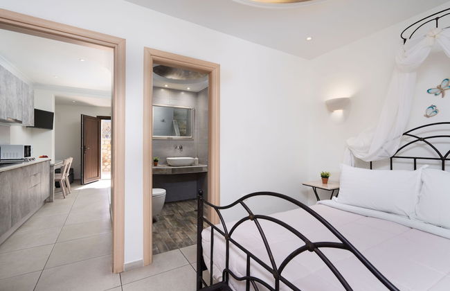 Pithos Apartments - Photo 16