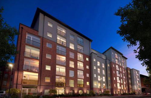 Rent Luxuri - Luxury 2 bed Apartment - Foto 12