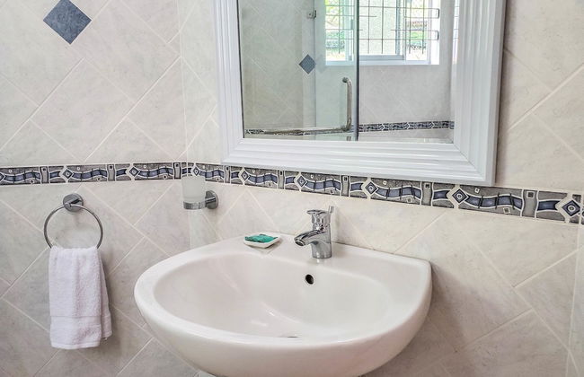 East View Self Catering - Photo 37