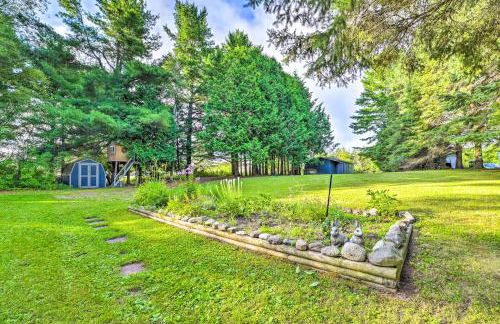 Riverfront Home with Dock about 6 Mi to Cheboygan! - Foto 29