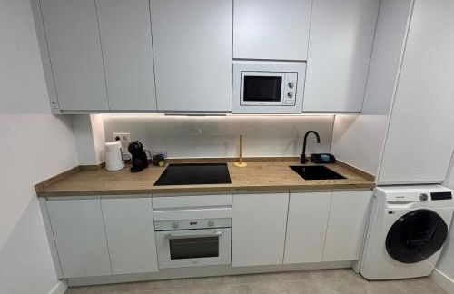 Nuevo! En el Centro con Azotea Solarium, Parking, Metro y AVE - Photo 30