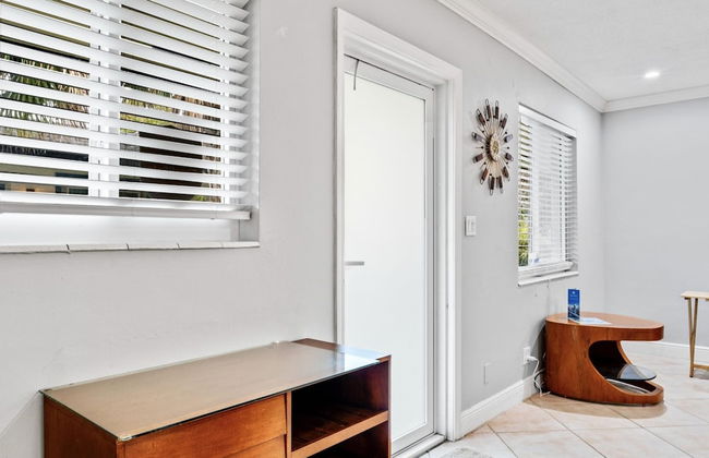 Wilton Manors 2BR Charm Walk to the Drive - Foto 14