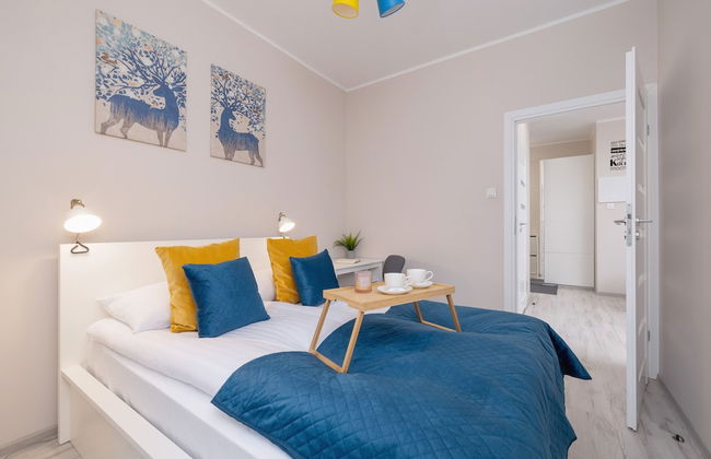 Apartment With Garden by Renters - Photo 2