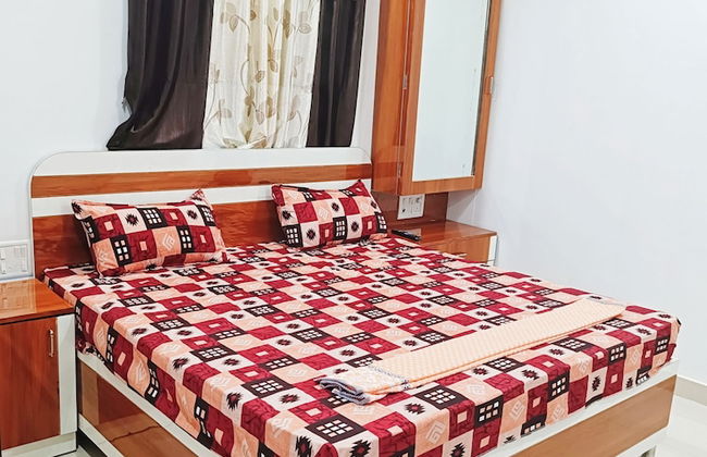 Janani Niwas Matheran - Photo 15