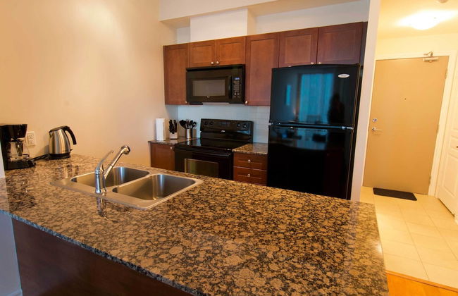 Maplewood Furnished Suites - Photo 7