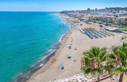 BEACHFRONT APARTMENT In LA CALA DE MIJAS - Photo 11