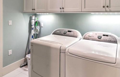 Breezy Home with Grills, Pool and Beach Access! - Foto 20