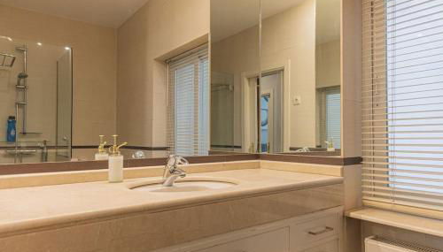 For You Rentals Apartamento Amplio y Elegante en Paseo de la Habana Temporal PDH520 - Photo 2