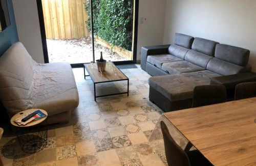 Chalet authentique à Clermont-Créans avec piscine partagée - Photo 57