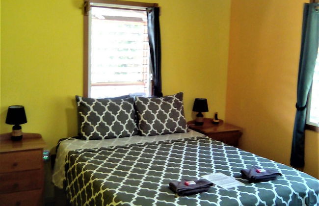 Family Treehouse Retreat Cozy Cabin in Tropical Gardens, Minutes From Ruins - Foto 3