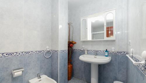 Con parking y para 6 huéspedes by CABANA Rentals - Foto 5