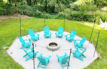 Luxe 10 guest Cottage Ski-Golf-Firepit-Lakes-Hike - Foto 5