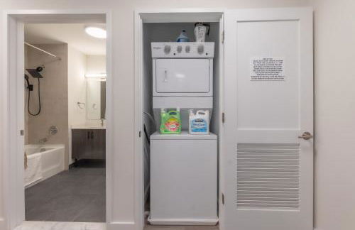 Opulence in Olive 4 bedrooms, 4 baths with 10 beds, Park 2 cars FREE - Foto 10