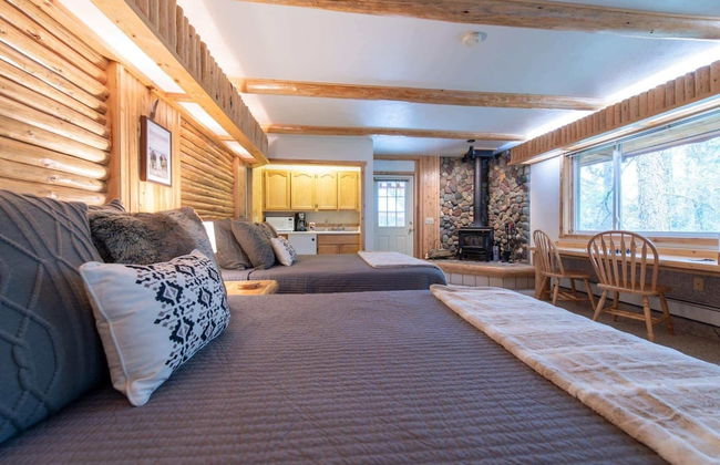 Fishing Cabin in the Woods - Photo 4