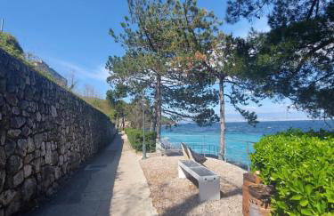 Modern and cosy apartment Ivana with a beautiful seaview - Photo 50