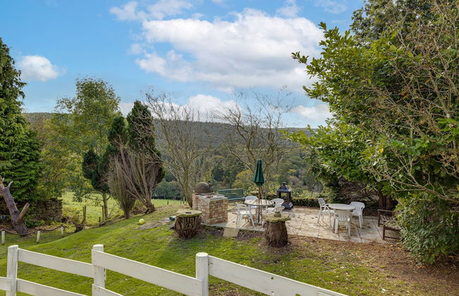 Family Country Cottage With a Private Valley View - Foto 21