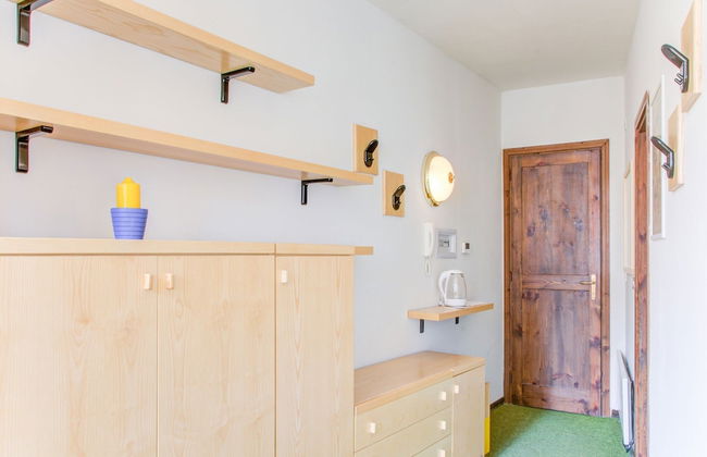 Apartment in Cervinia With Ski Access - Foto 1