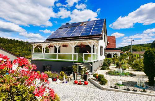 Ferienhaus zur Waldauer Höhe mit 3 SZ, 120qm & 40qm Balkon - Foto 2