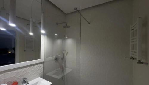 Bluemoon - Foto 3, Shower