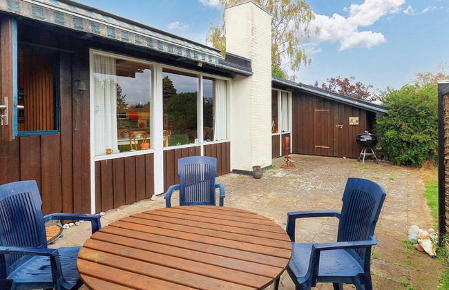 4 Person Holiday Home in Frorup - Photo 27