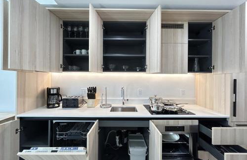 Prime Downtown Location - Amazing Amenities & Top Location - Foto 9