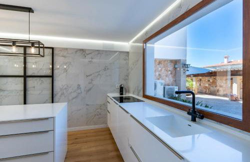 Villa con Piscina, BBQ y habitaciones ensuite by Can Panxo - Foto 27