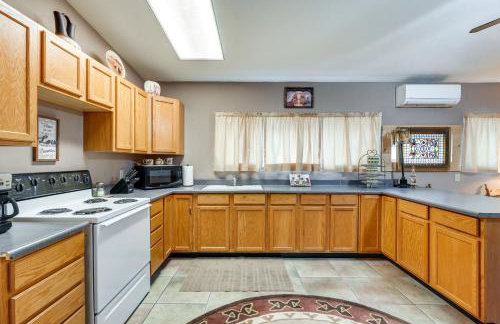 Cowboy Casita in Wickenburg! Equestrian Getaway - Photo 7