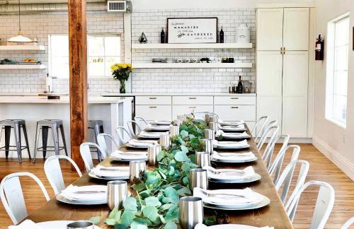 Ask about the 100 Dollar Taco Caterer for 10 and Free Wine Tickets - Foto 15