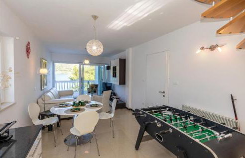 Stunning Home In Ston With Sauna - Photo 32