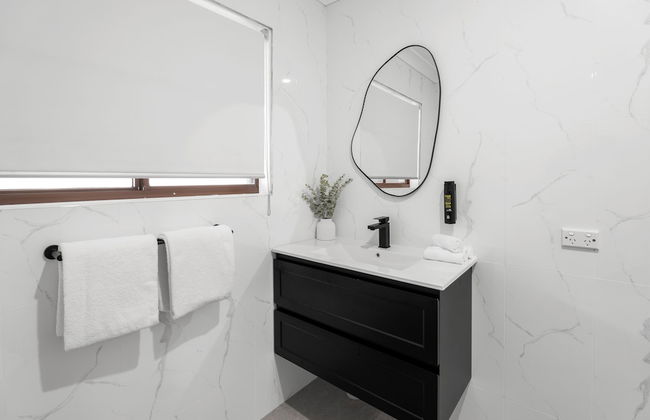 Montblu at Echo Point - Photo 73