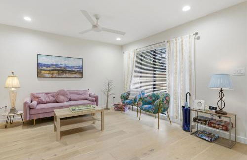 New Tiffany Blue Home on UT Campus, Moody with Dedicated Parking - Foto 7