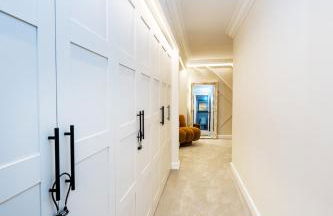 Two-Bedroom House in Beverley Centre with Parking - Foto 20