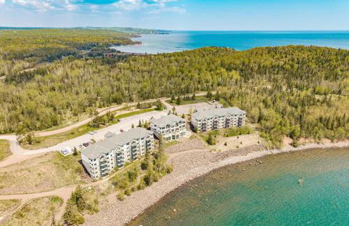 Amazing Lake View 2 Queen Bed Studio & Heated Pools - Foto 18