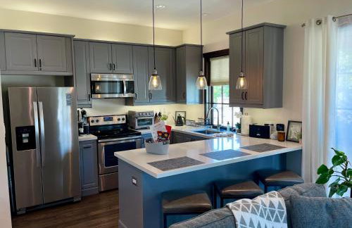 Cozy Guesthouse with Rooftop Deck - Foto 9