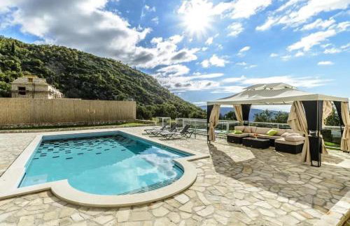 Villa Pave - Six-bedroom Villa With Terrace and Swimming Pool - Foto 23