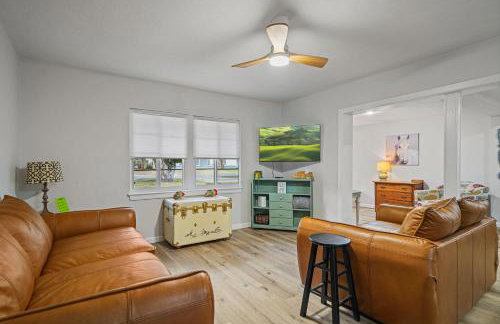 Coastal Home Family Friendly 2 Miles to Beach - Foto 26