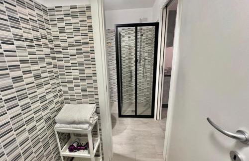 Abruzzi Home, delizioso appartamento e confortevole accanto a Metropolitana Linea Verde, con parcheggio gratuito in strada - Photo 24