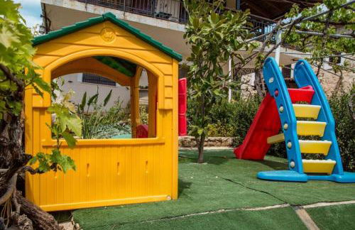 PONTINOS OLD HOUSE - Photo 29